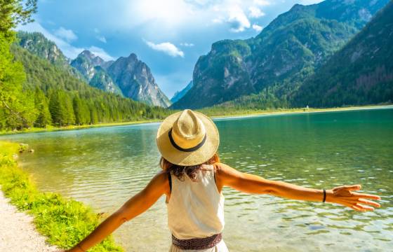 Paid time off & Holidays
